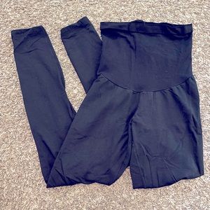 A Pea in the Pod maternity leggings